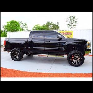 Meet your Posher, Sammie